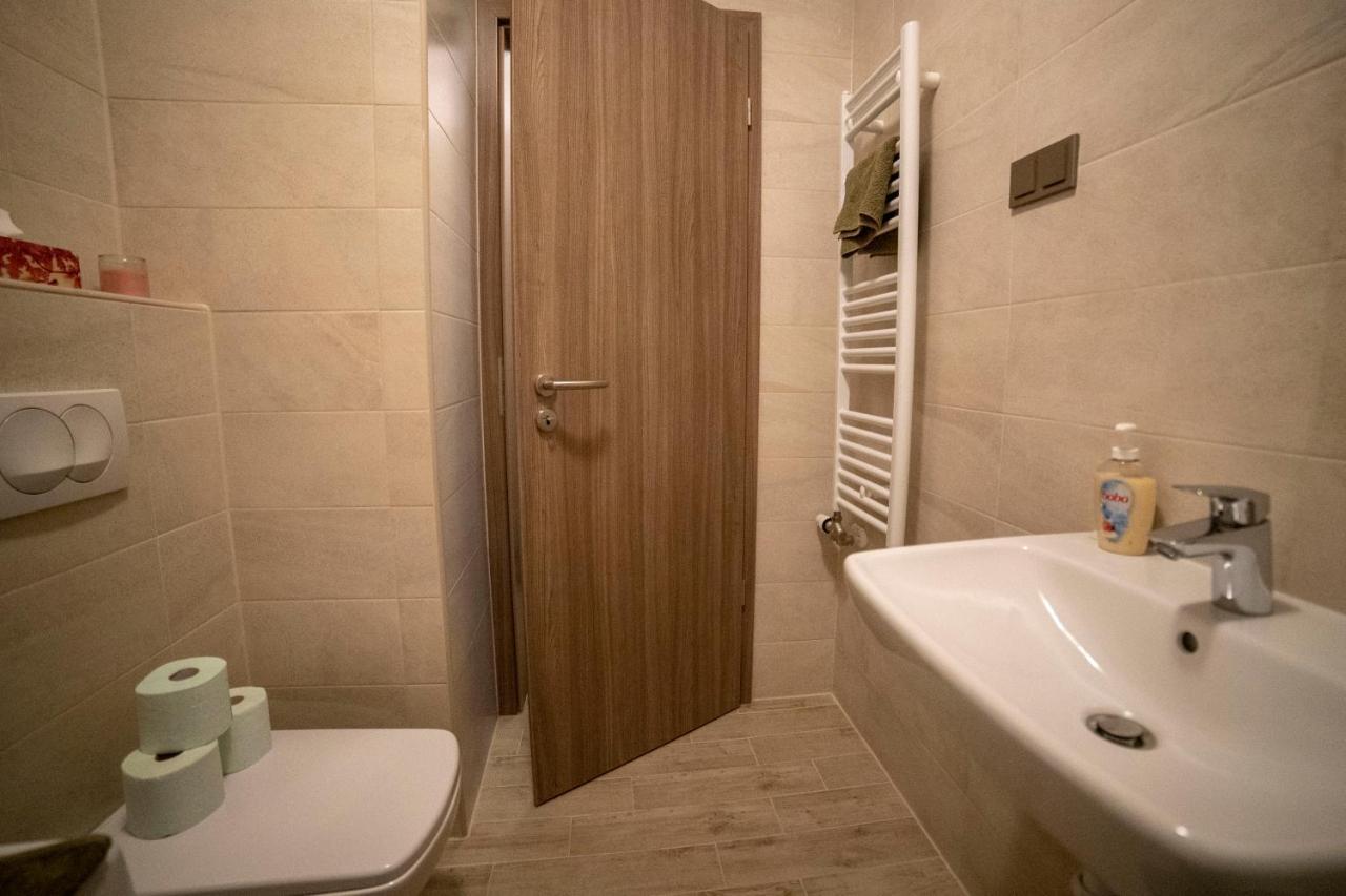 Sasadpark'S New Apartment In The West Part Of Buda Budapest Bagian luar foto